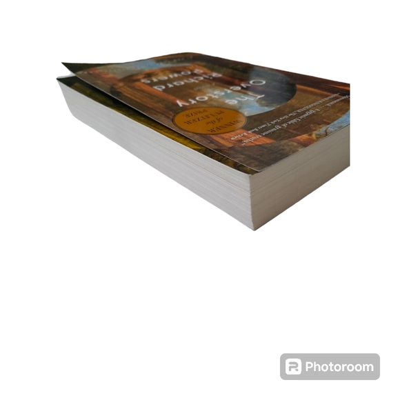 ☕ The Overstory Paperback Book - Picture 3 of 10